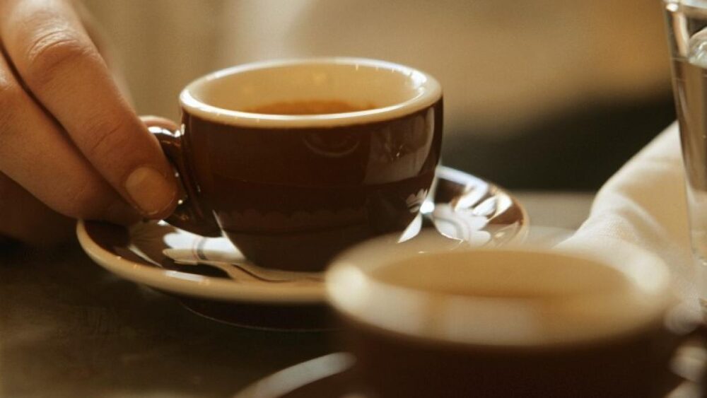 El café Puede protegerle de la enfermedad de Alzheimer y de la demencia