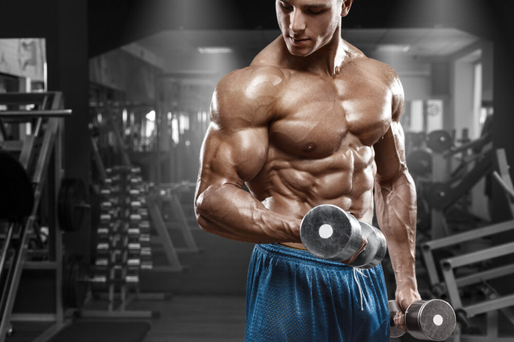 El entrenamiento con pesas puede ayudar a mantener los músculos durante el ayuno