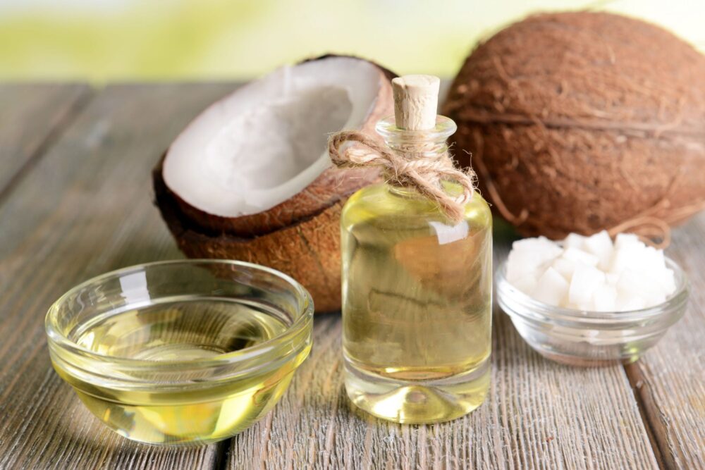 El aceite de coco puede ayudar a tratar el acné