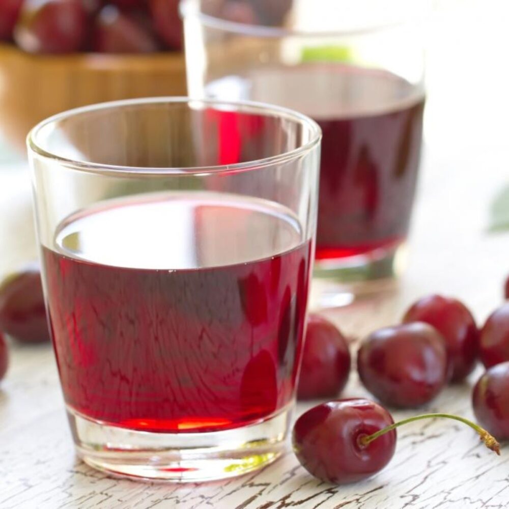 10 Beneficios para la salud del jugo de cereza agria