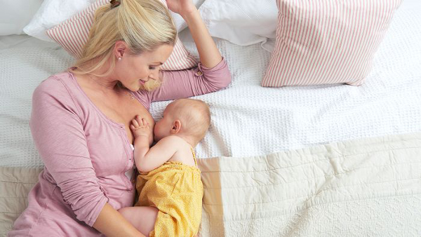 Las madres que amamantan tienen un menor riesgo de depresión